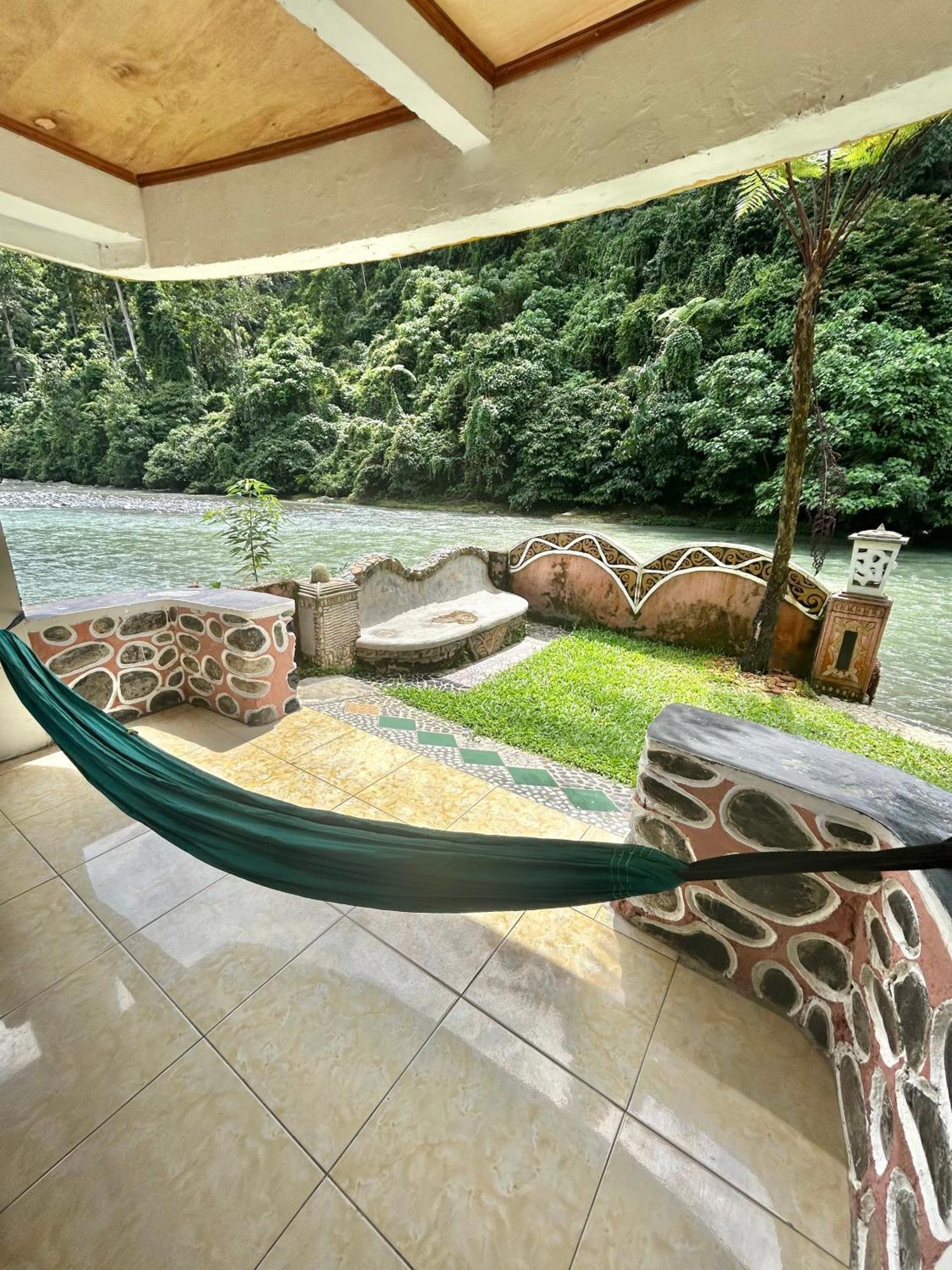Aussie Inn Bukit Lawang Exterior photo